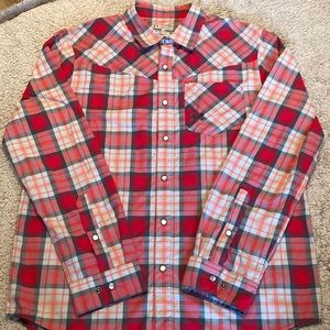 EUC Under Armour Mens All Season Long Sleeved Nylon Shirt - sz Large